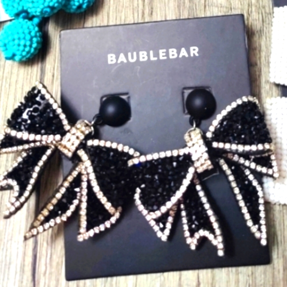 💋Black Baublebar Earrings